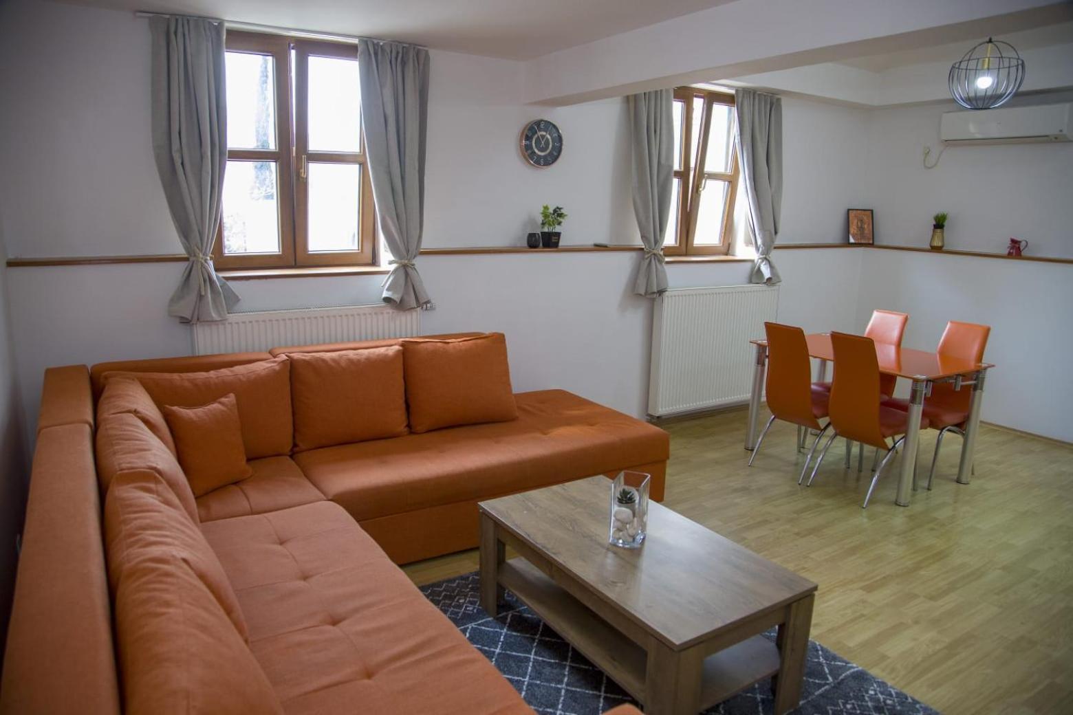 Apartmani Kamelia โมสตาร์ ภายนอก รูปภาพ